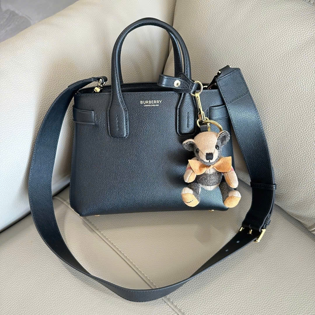 Burberry Banner Tote Bag - 80365131