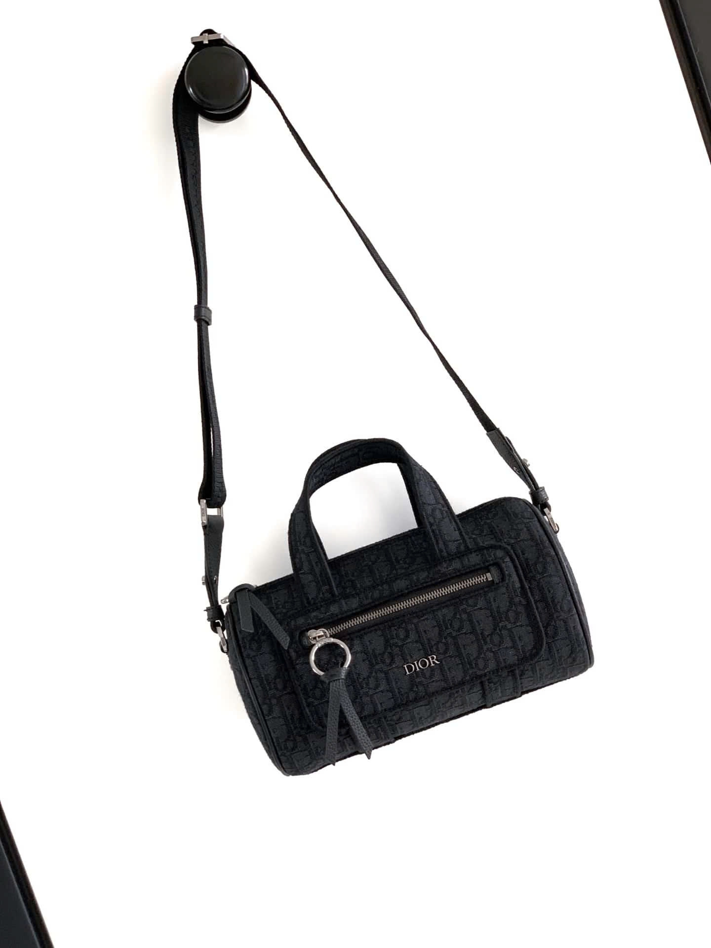 Dior Zipped Messenger Oblique Jacquard Bag - 1ESPO397YJZ