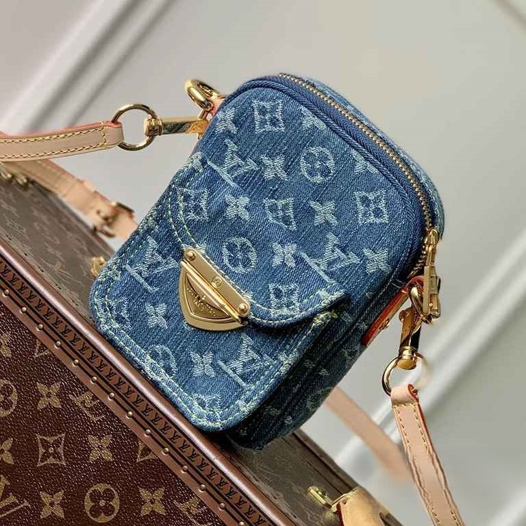 LV Pochette Fairfax Monogram Denim - M82948