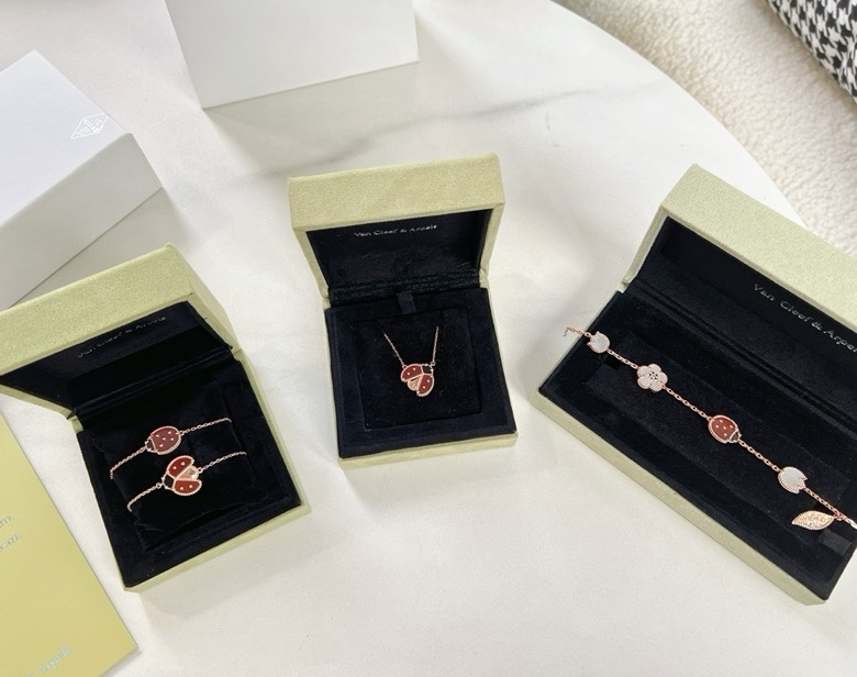 Van Cleef & Arpels Lucky Spring Set - VC&AVCTS001
